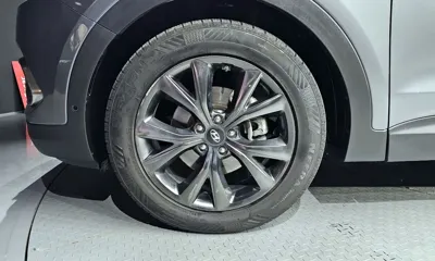 Hyundai Santafe 2016, 92300 км, за 9712.59 USD