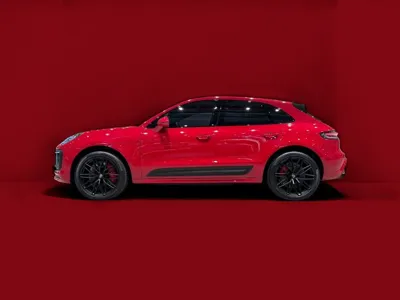 Porsche Macan · 2023 год
