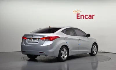 Hyundai Avante 2012, 83486 км, за 2730.29 USD