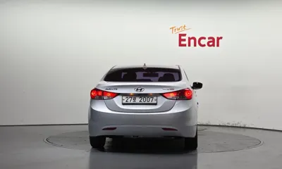 Hyundai Avante 2012, 83486 км, за 2730.29 USD