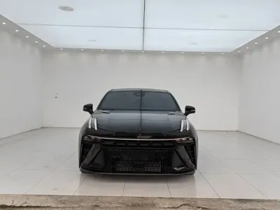 Lynk & Co 03 2023, 40000 км, за 11562.05 USD