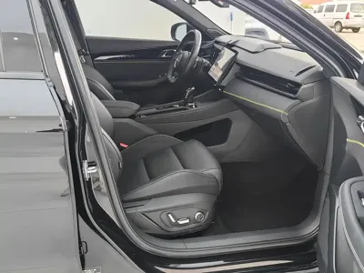 Lynk & Co 03 2023, 40000 км, за 11562.05 USD