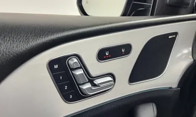 Mercedes-Benz GLE-Class 2020, 56497 км, за 34853.44 USD - фото 31