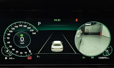 Hyundai Grandeur 2020, 124874 км, за 13355.06 USD - фото 8
