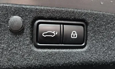 Hyundai Grandeur 2020, 124874 км, за 13355.06 USD - фото 20