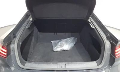 Volkswagen Arteon 2019, 59677 км, за 13976.46 USD - фото 20