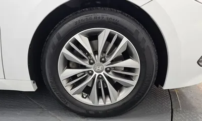 Hyundai Grandeur 2016, 197584 км, за 3627.35 USD