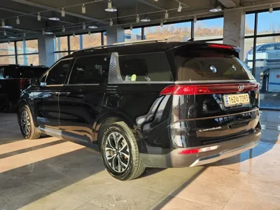 Kia Canival 2021, 51678 км, за 17096.79 USD