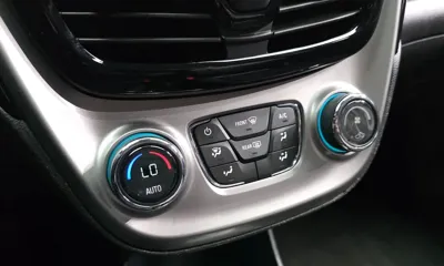 ChevroletGMDaewoo Spark 2016, 120056 км, за 3807.27 USD - фото 16