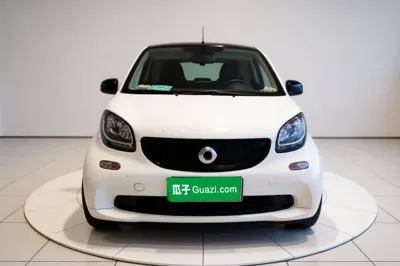 Smart Fortwo 2015, 82000 км, за 7649 USD