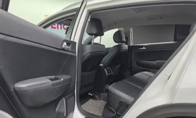 Kia Sportage 2018, 116301 км, за 8861.76 USD - фото 27