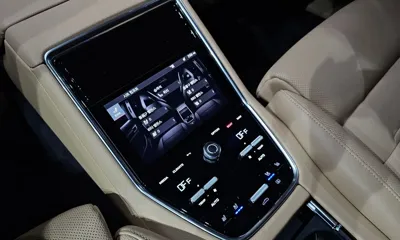 Porsche Panamera 2023, 15661 км, за 86540.31 USD - фото 9