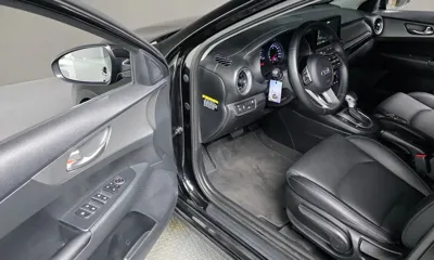 Kia K3 2021, 81308 км, за 8473.46 USD - фото 11