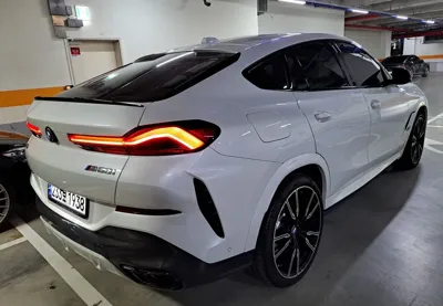 BMW X6 2024, 9938 км, за 0 USD