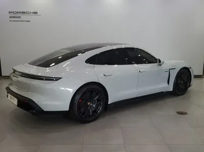 Porsche Taycan 2024, 28352 км, за 85991.86 USD