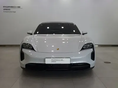 Porsche Taycan 2024, 28352 км, за 85991.86 USD