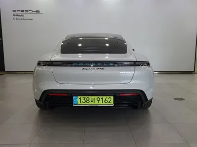 Porsche Taycan 2024, 28352 км, за 85991.86 USD - фото 7