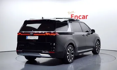 Kia Canival 2021, 72439 км, за 17839.44 USD