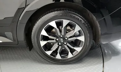 Kia Canival 2021, 72439 км, за 17839.44 USD