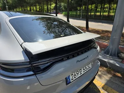 Porsche Panamera 2022, 24903 км, за 71985.77 USD - фото 18