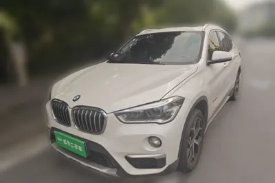 BMW X1 · 2016 год