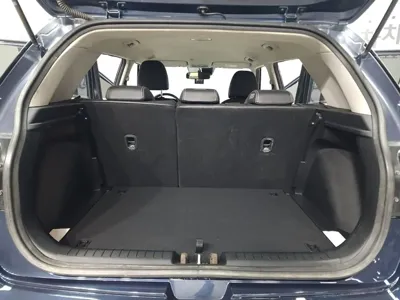 Hyundai Venue 2021, 47000 км, за 8205.33 USD - фото 6