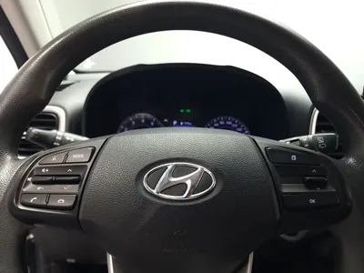 Hyundai Venue 2021, 47000 км, за 8205.33 USD - фото 8
