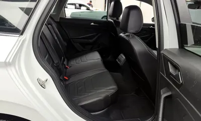 Volkswagen Jetta 2023, 29112 км, за 16930.38 USD - фото 11