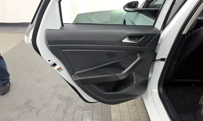 Volkswagen Jetta 2023, 29112 км, за 16930.38 USD - фото 25