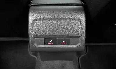 Volkswagen Jetta 2023, 29112 км, за 16930.38 USD - фото 31