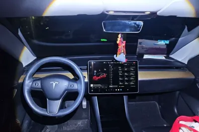 Tesla Model 3 2019, 62000 км, за 17555 USD - фото 15