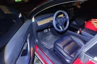 Tesla Model 3 2019, 62000 км, за 17555 USD - фото 22