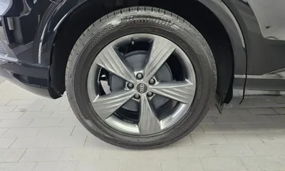 Audi Q4 e-tron 2022, 89673 км, за 22325.78 USD