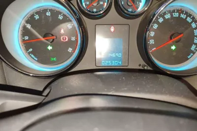 Buick GT 2014, 25400 км, за 3578 USD - фото 12