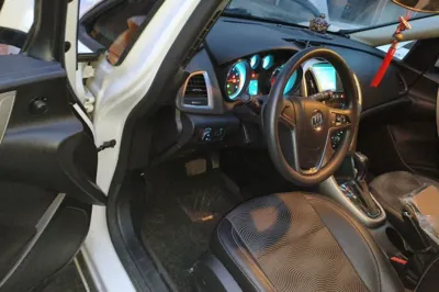 Buick GT 2014, 25400 км, за 3578 USD - фото 16
