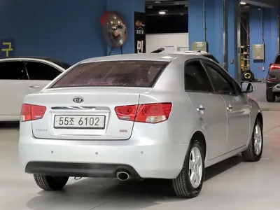 Kia Porte 2013, 170254 км, за 1560.16 USD