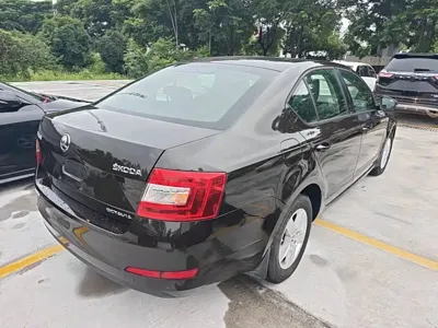Skoda Octavia 2015, 73300 км, за 2672.12 USD - фото 7