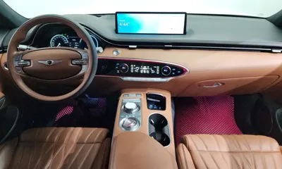 Genesis GV70 2023, 46489 км, за 27287.74 USD - фото 7