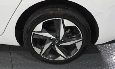 Hyundai Avante 2023, 77632 км, за 10569.81 USD - фото 21
