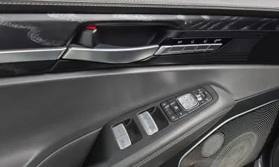 Genesis G90 2021, 146669 км, за 65140.1 USD - фото 13