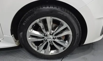 Kia Canival 2016, 185544 км, за 6144.7 USD