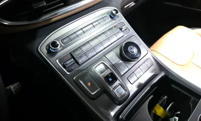 Hyundai Santafe 2022, 38759 км, за 19841.29 USD - фото 9
