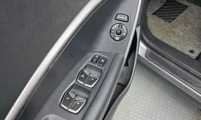 Hyundai Santafe 2016, 90730 км, за 7351.98 USD - фото 11