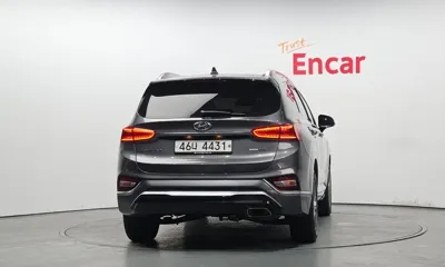 Hyundai Santafe 2019, 74237 км, за 15526.92 USD