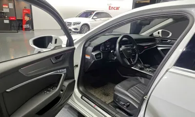 Audi A6 2020, 42863 км, за 22004.72 USD - фото 10