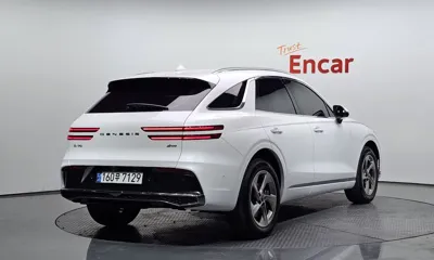Genesis GV70 2025, 10898 км, за 34747.75 USD