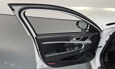Genesis G70 2022, 85203 км, за 18019.79 USD - фото 24