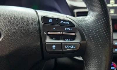 Hyundai Veloster 2019, 53070 км, за 8334.96 USD - фото 27