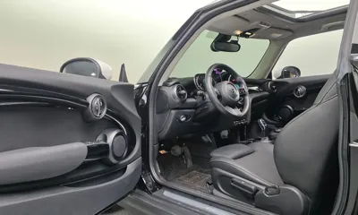 MINI Cooper 2022, 52831 км, за 14769.59 USD - фото 26