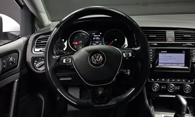 Volkswagen Golf 2015, 137345 км, за 5863.2 USD - фото 13